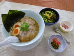 とんこつラーメン