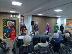 どじょうすくいボランティア来園