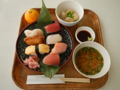 寿司の日