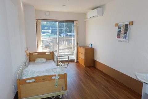 部屋から四季折々の景色も楽しめます